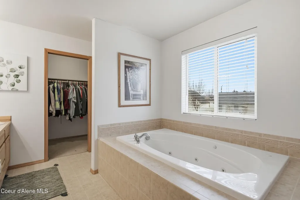 1049 N Bainbridge Street Post Falls ID 83854
