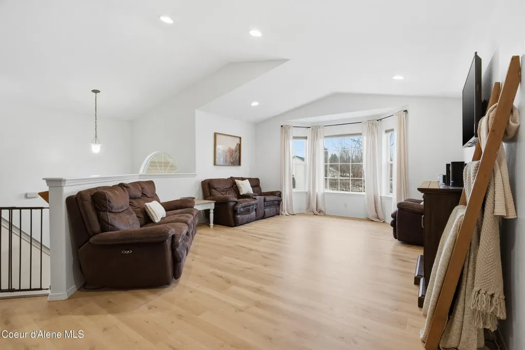1049 N Bainbridge Street Post Falls ID 83854
