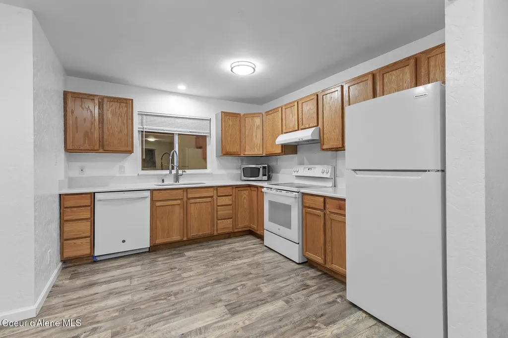 517 N Stephen Street Clark Fork ID 83811