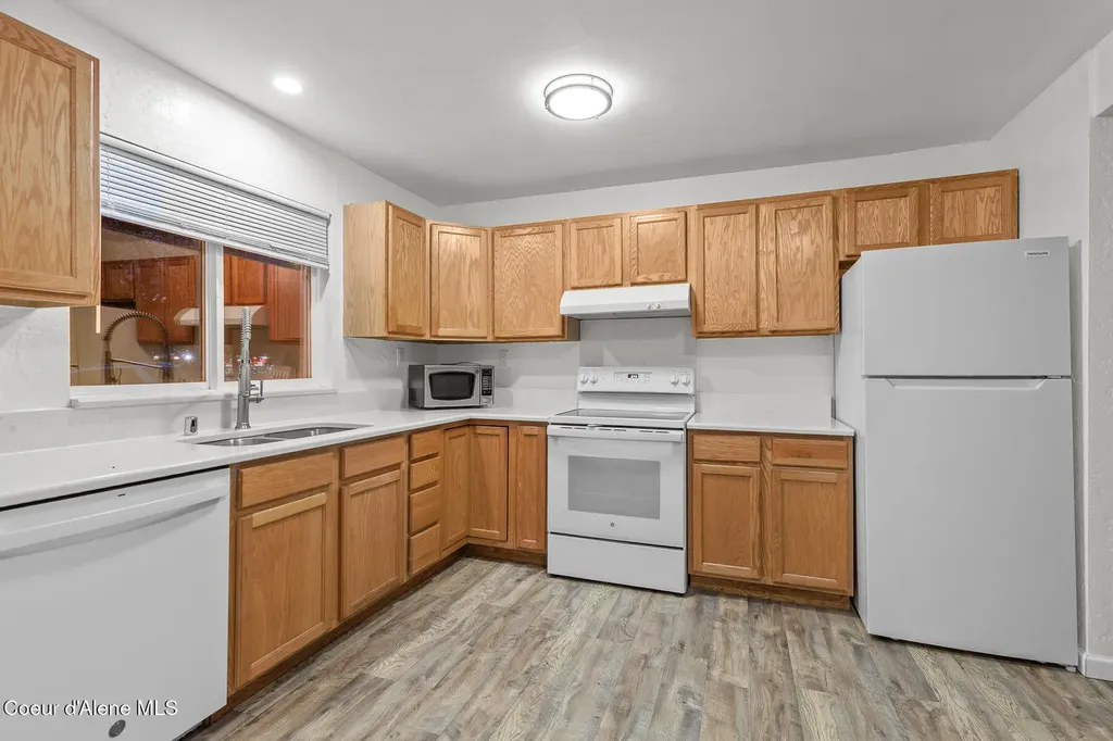 517 N Stephen Street Clark Fork ID 83811