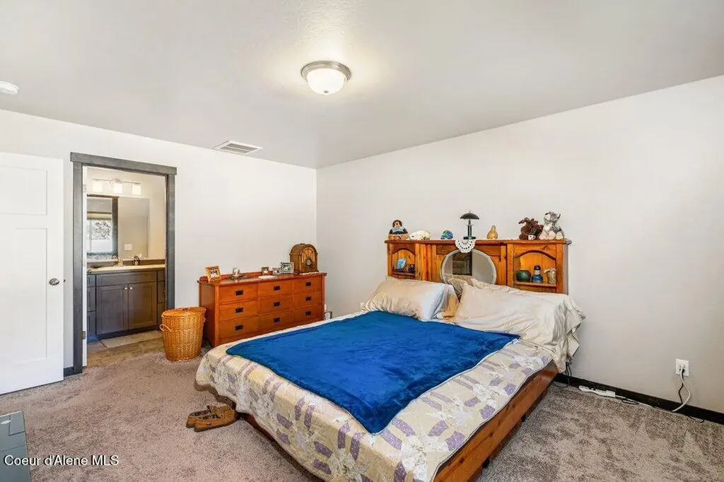 12095 W Wellington Avenue Post Falls ID 83854