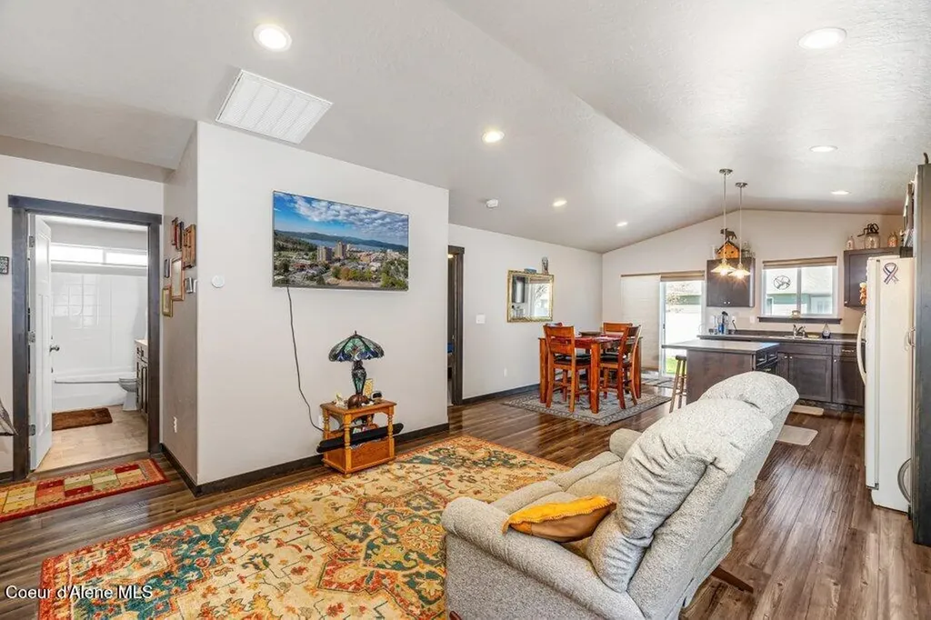 12095 W Wellington Avenue Post Falls ID 83854