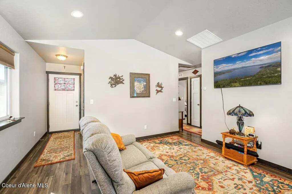 12095 W Wellington Avenue Post Falls ID 83854