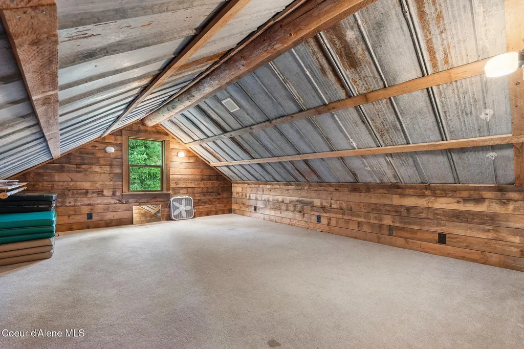 6162 Eureka Road Sagle ID 83860