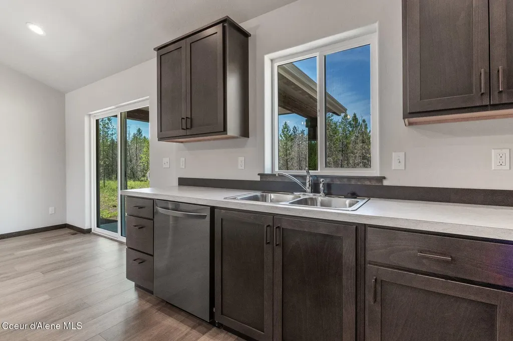 280 Durango Lane Priest River ID 83856
