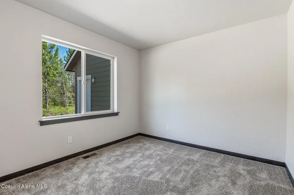 280 Durango Lane Priest River ID 83856