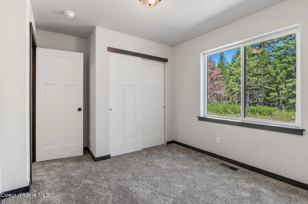 280 Durango Lane Priest River ID 83856