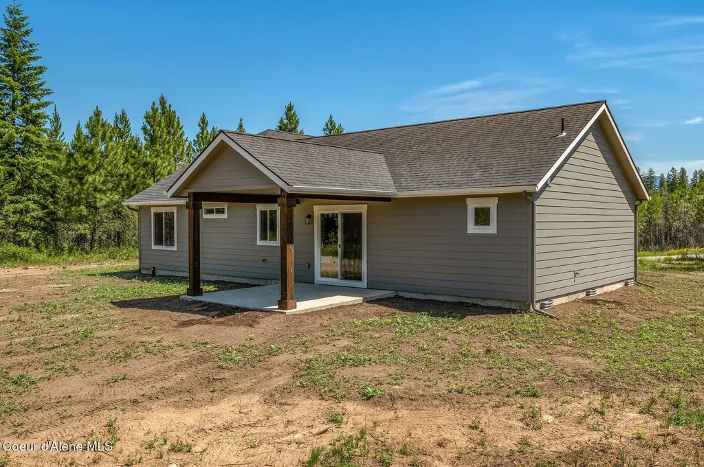 280 Durango Lane Priest River ID 83856