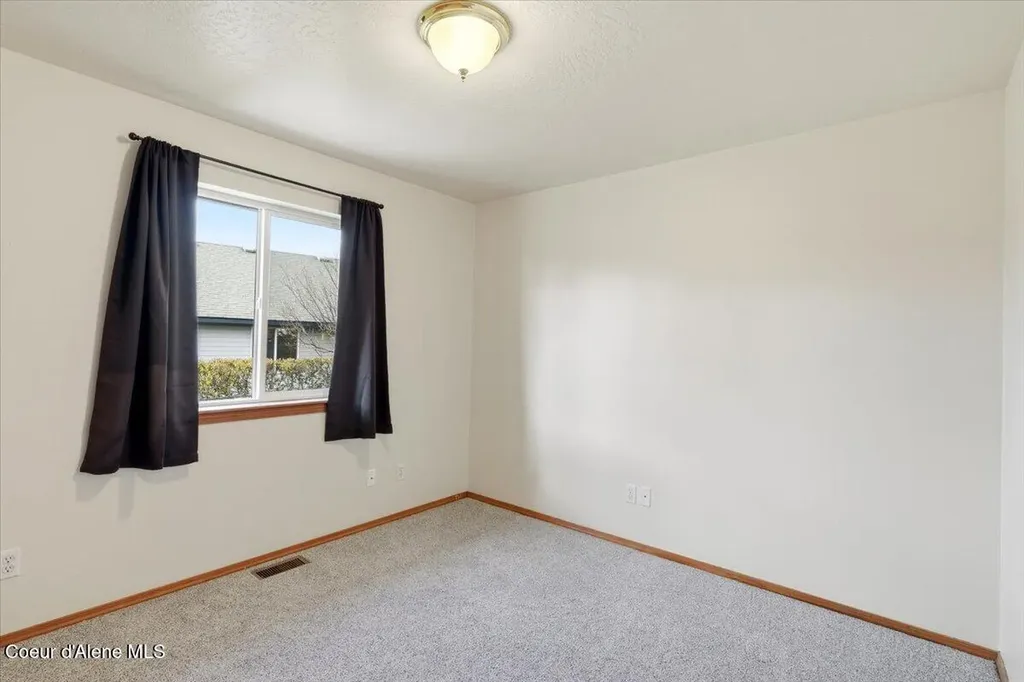 215 W Chippewa Drive Post Falls ID 83854