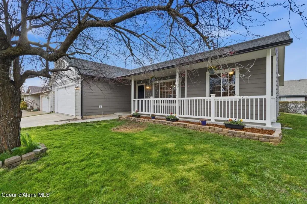 215 W Chippewa Drive Post Falls ID 83854