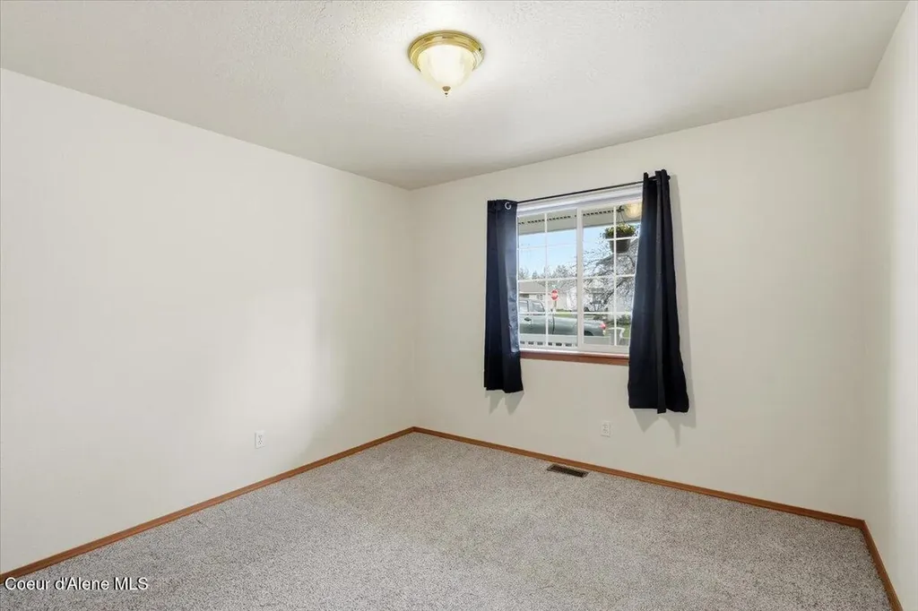 215 W Chippewa Drive Post Falls ID 83854