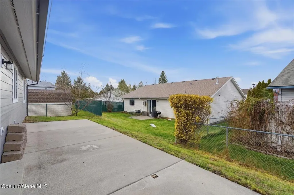 215 W Chippewa Drive Post Falls ID 83854