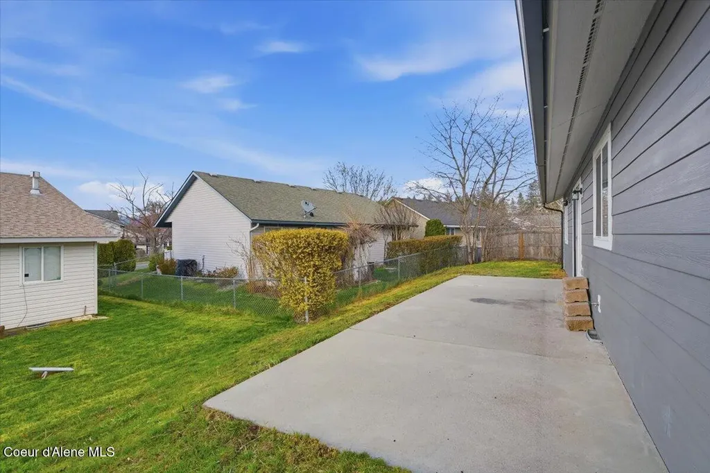 215 W Chippewa Drive Post Falls ID 83854