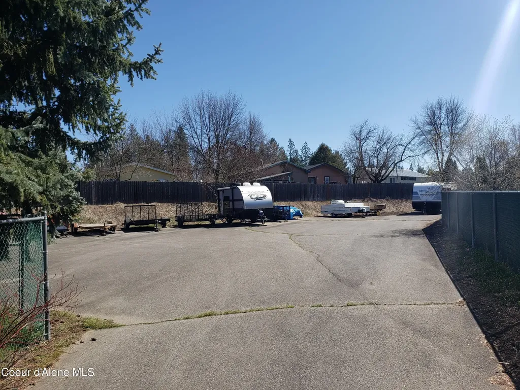 215 W Chippewa Drive Post Falls ID 83854