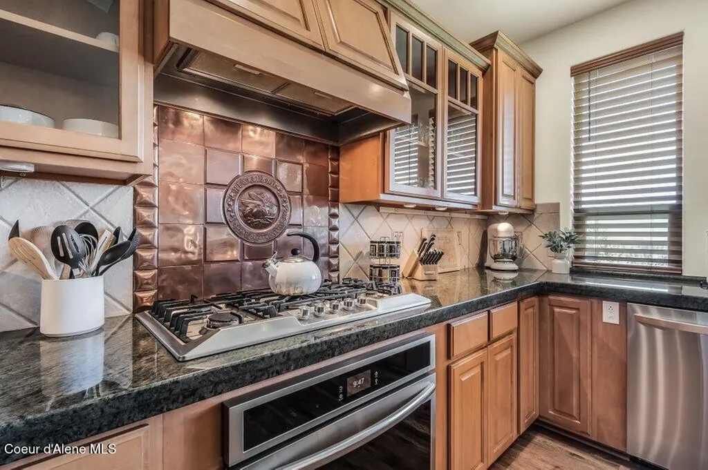 614 Granite Ridge Drive Sandpoint ID 83864