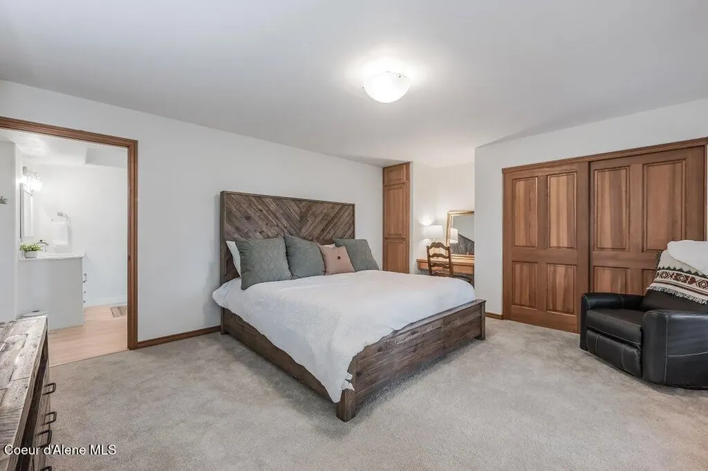 614 Granite Ridge Drive Sandpoint ID 83864