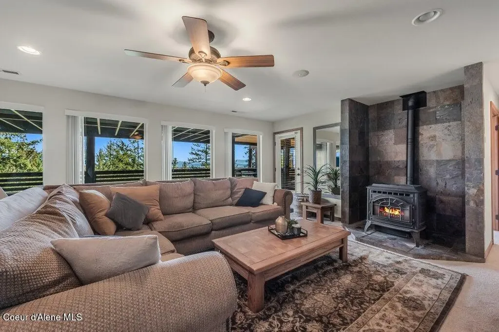 614 Granite Ridge Drive Sandpoint ID 83864