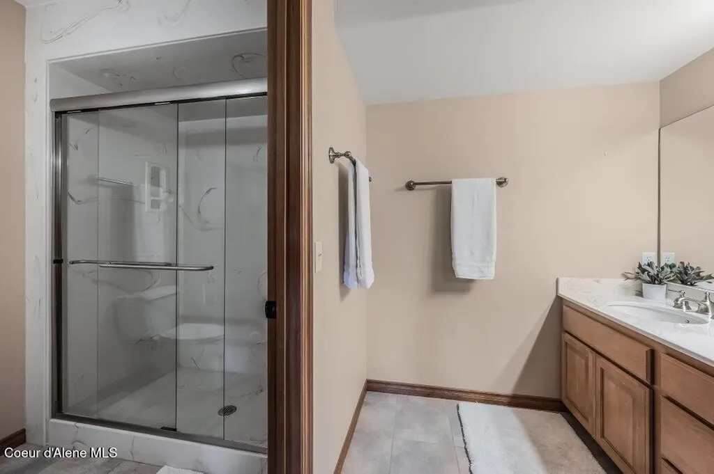 614 Granite Ridge Drive Sandpoint ID 83864