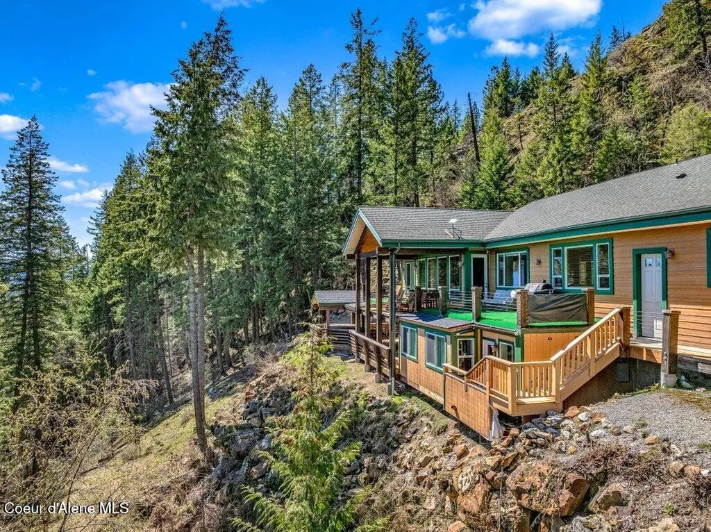 614 Granite Ridge Drive Sandpoint ID 83864