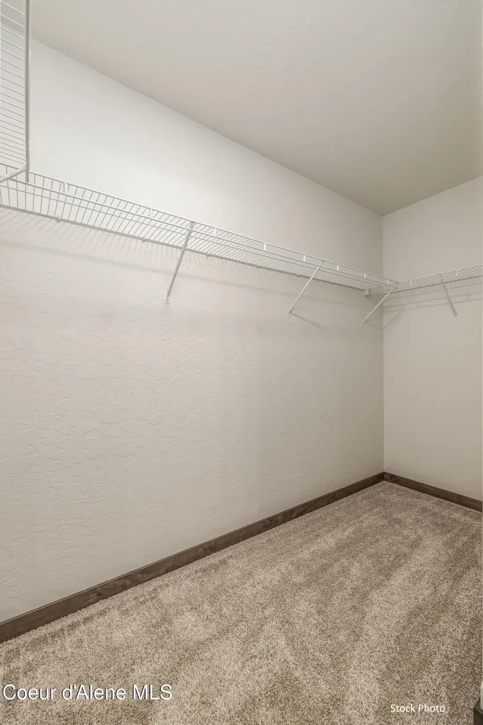 6709 W Plant Lane Rathdrum ID 83858