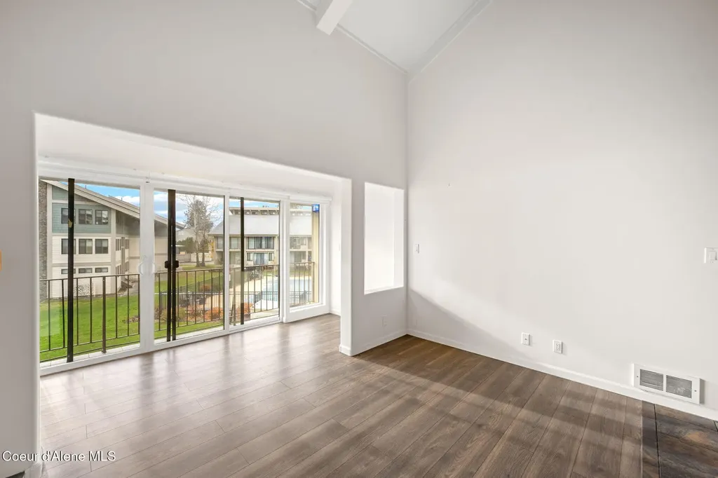 301 Iberian Way Sandpoint ID 83864