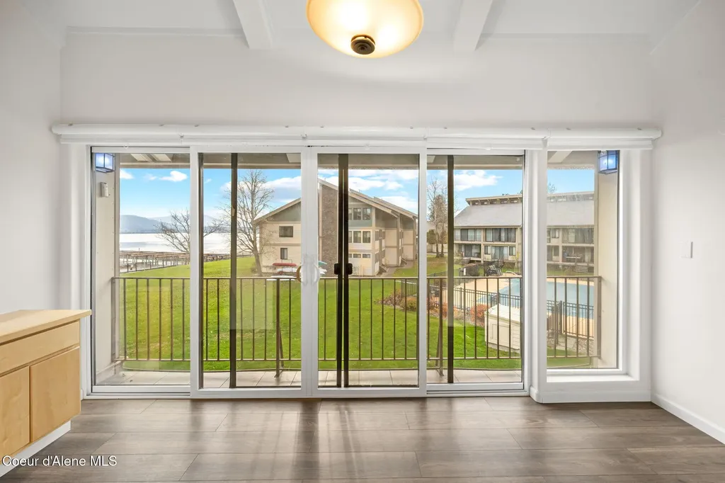 301 Iberian Way Sandpoint ID 83864