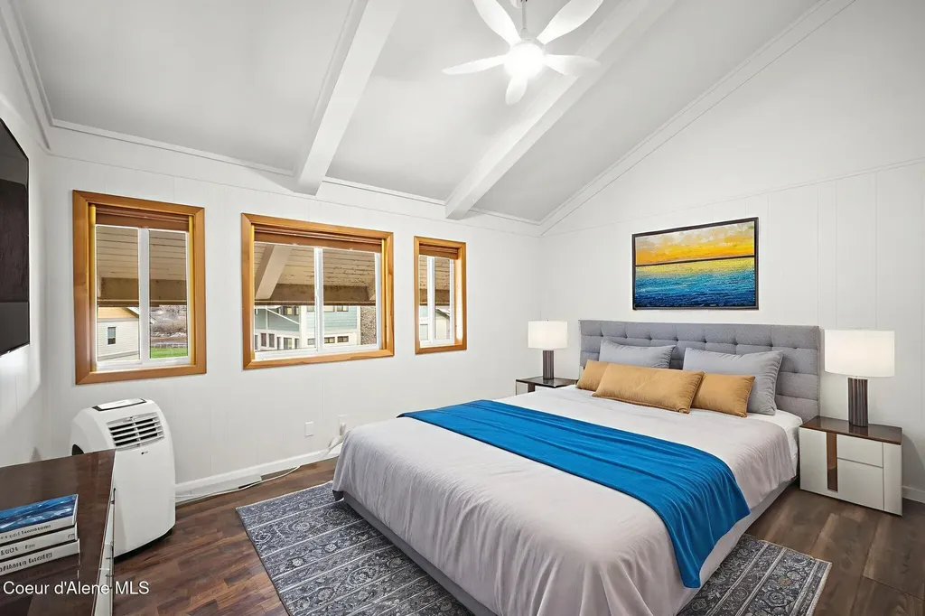 301 Iberian Way Sandpoint ID 83864