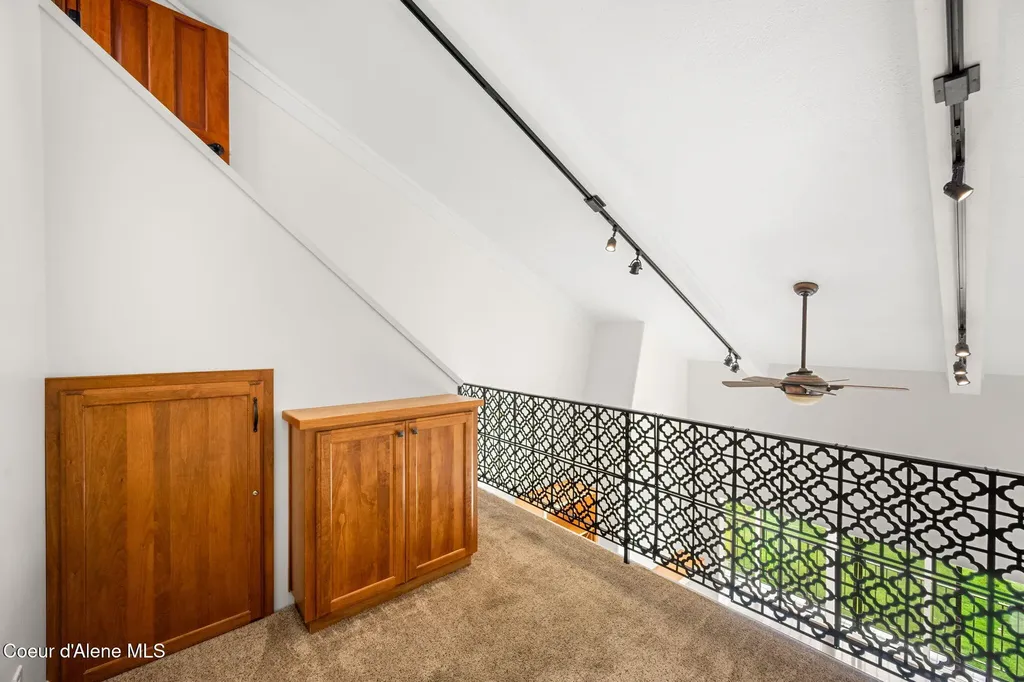 301 Iberian Way Sandpoint ID 83864