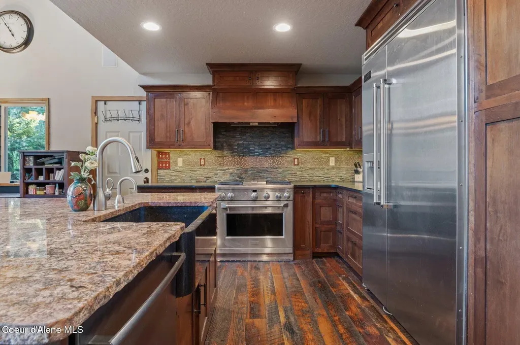 6469 E Evernade Road Hayden ID 83835