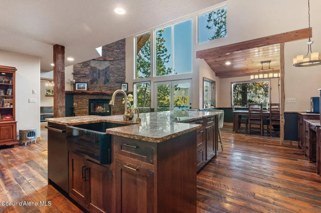 6469 E Evernade Road Hayden ID 83835