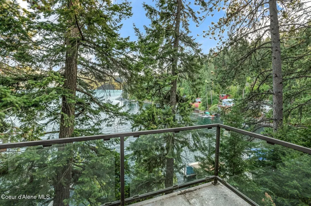 6469 E Evernade Road Hayden ID 83835