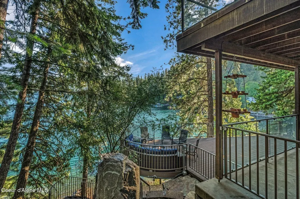 6469 E Evernade Road Hayden ID 83835