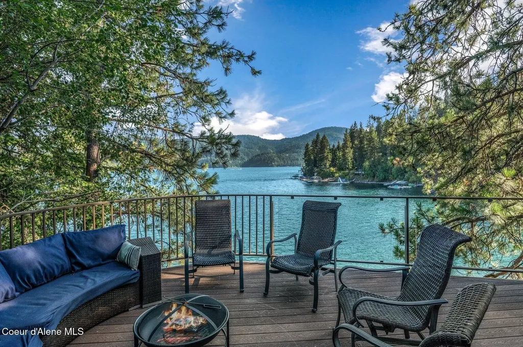 6469 E Evernade Road Hayden ID 83835
