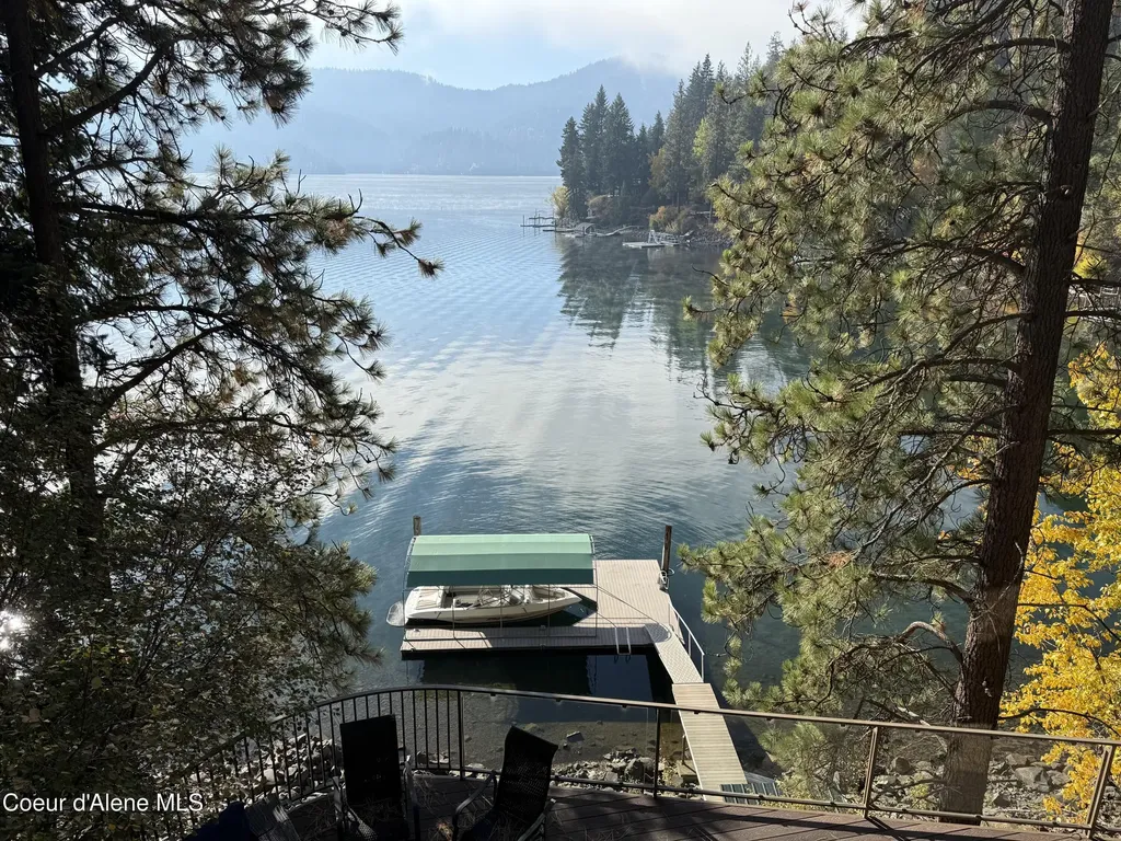 6469 E Evernade Road Hayden ID 83835