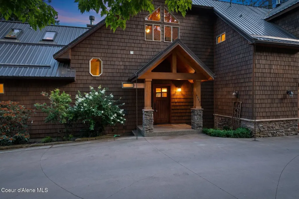 6469 E Evernade Road Hayden ID 83835
