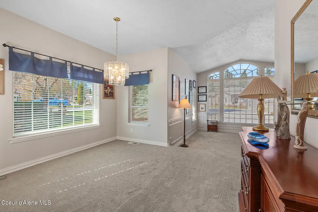 744 N Dundee Drive Post Falls ID 83854