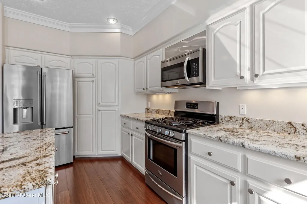 744 N Dundee Drive Post Falls ID 83854