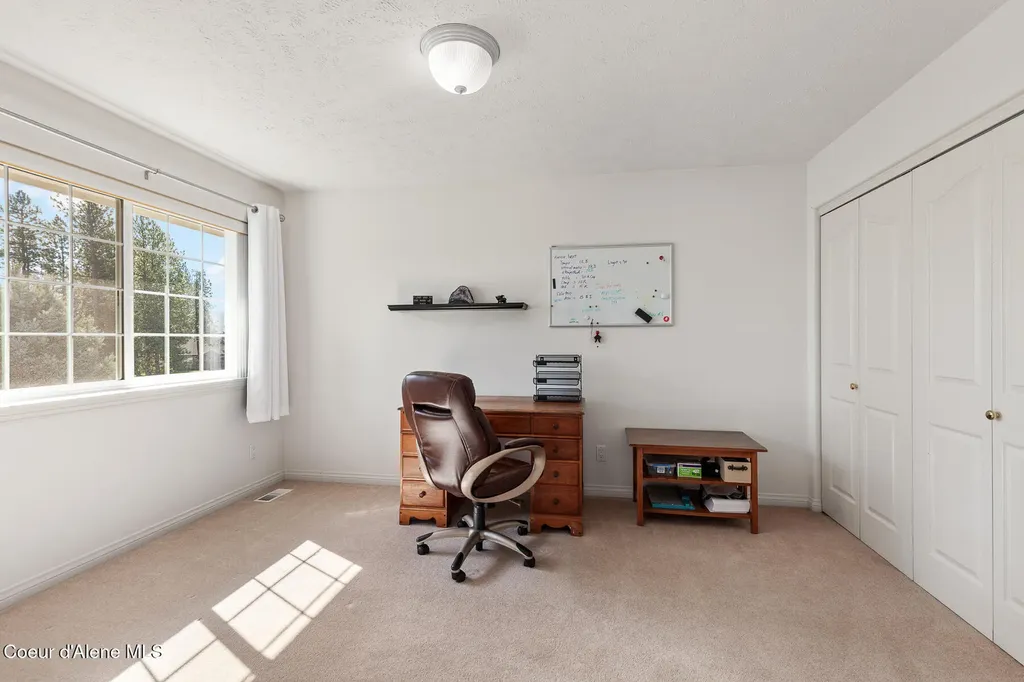 744 N Dundee Drive Post Falls ID 83854