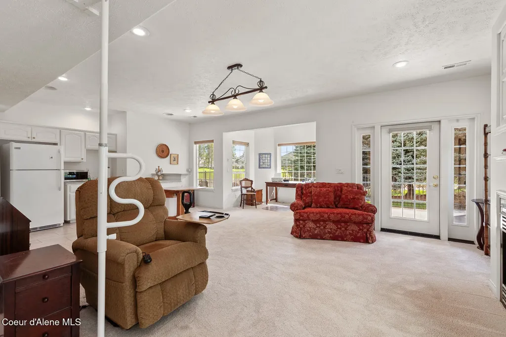 744 N Dundee Drive Post Falls ID 83854