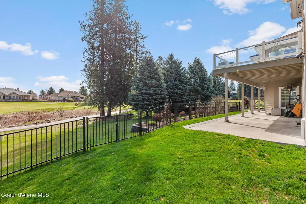 744 N Dundee Drive Post Falls ID 83854