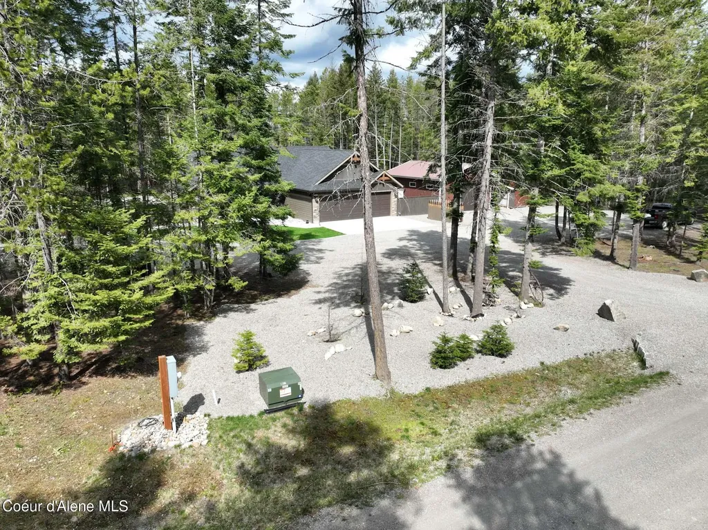 11111 E Arroyo Lane Athol ID 83801