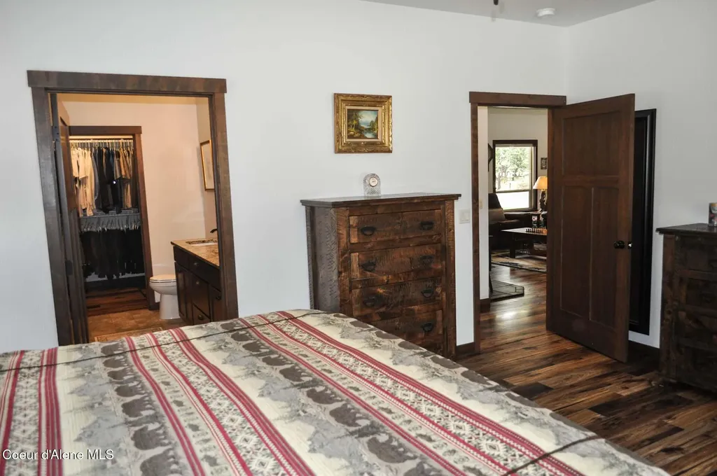 11111 E Arroyo Lane Athol ID 83801