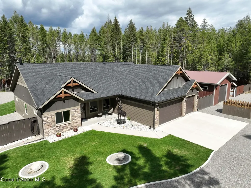 11111 E Arroyo Lane Athol ID 83801