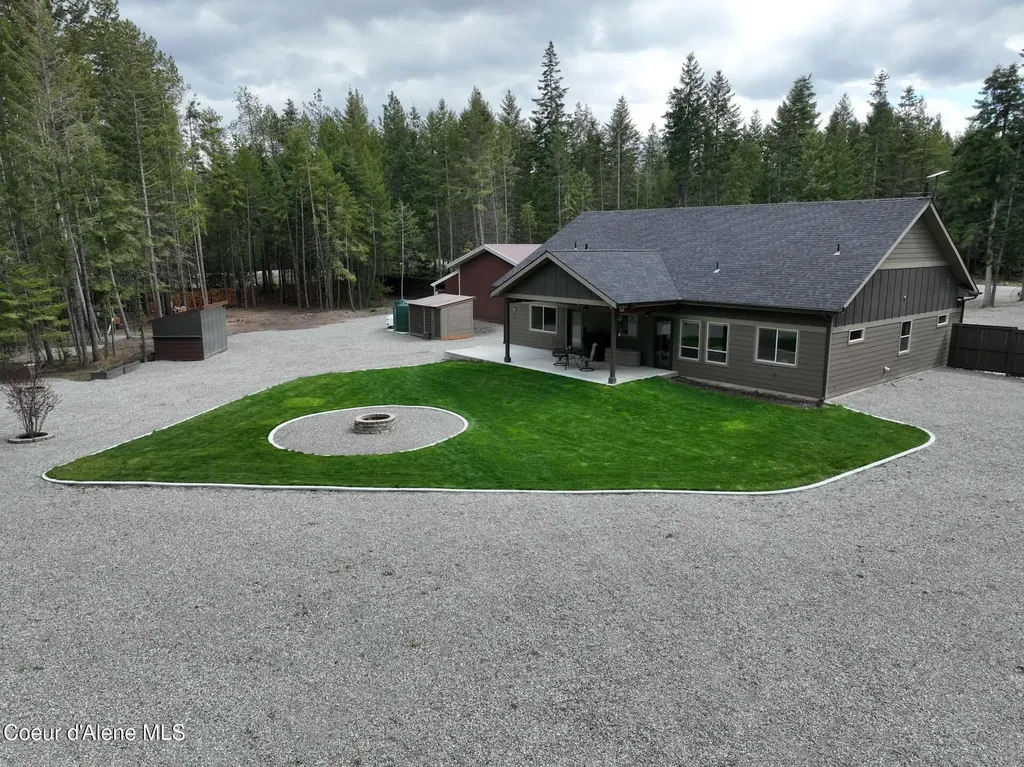 11111 E Arroyo Lane Athol ID 83801
