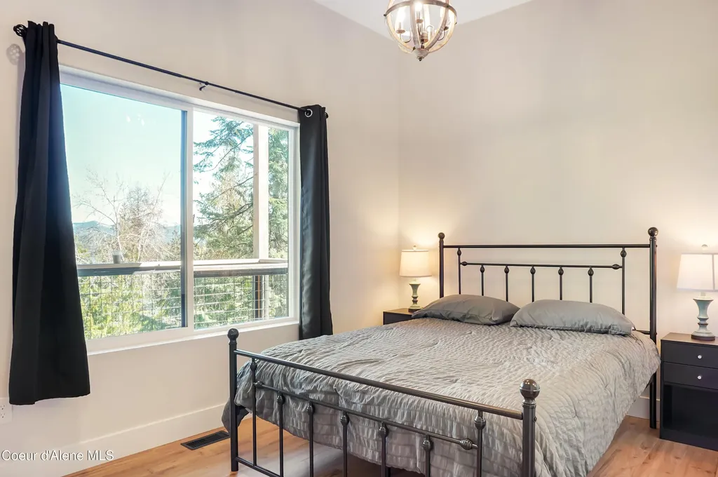 3378 E Doe Run Court Hayden ID 83835