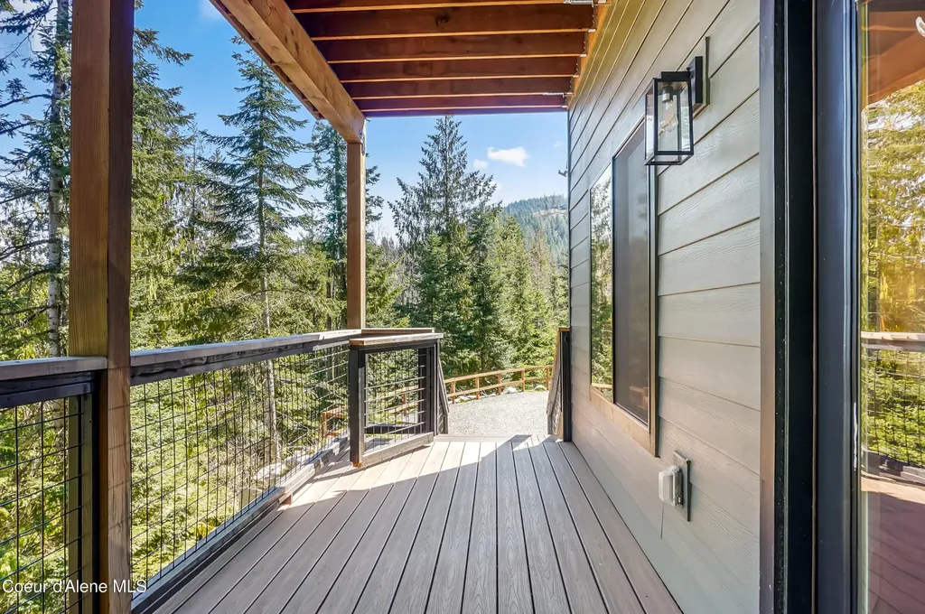 3378 E Doe Run Court Hayden ID 83835