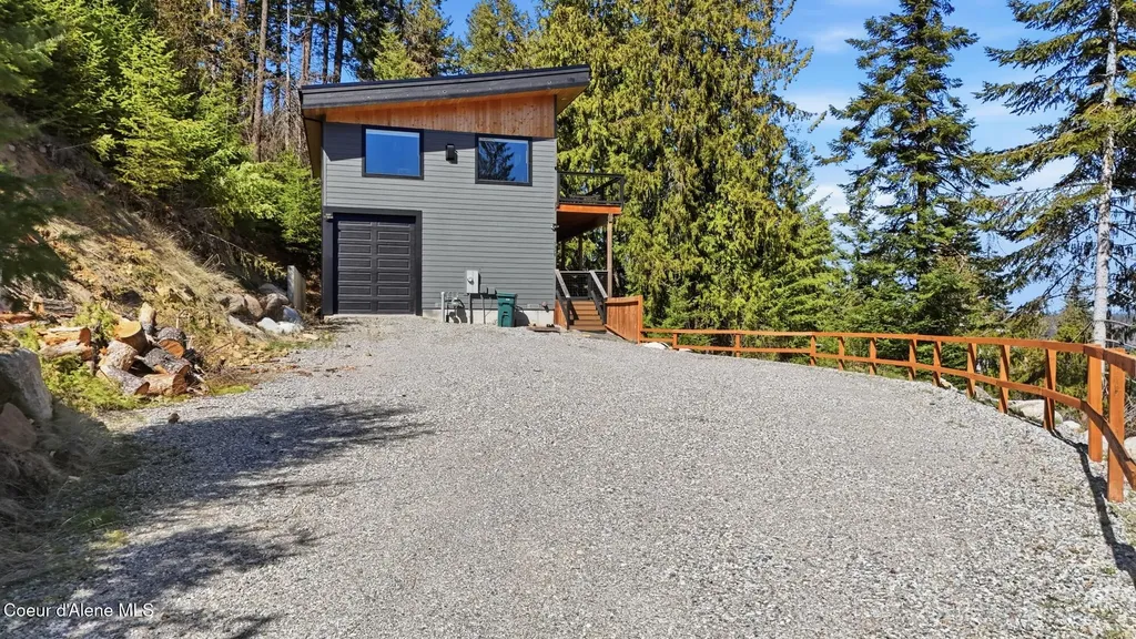 3378 E Doe Run Court Hayden ID 83835