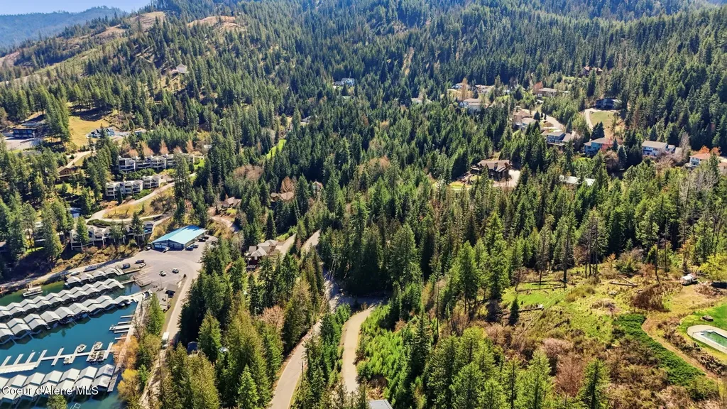 3378 E Doe Run Court Hayden ID 83835