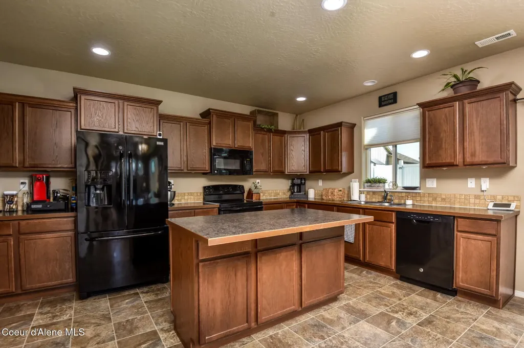 6012 W Twister Road Rathdrum ID 83858