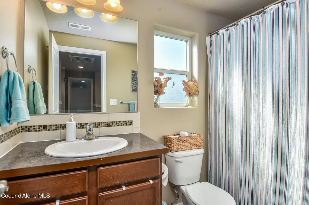 6012 W Twister Road Rathdrum ID 83858